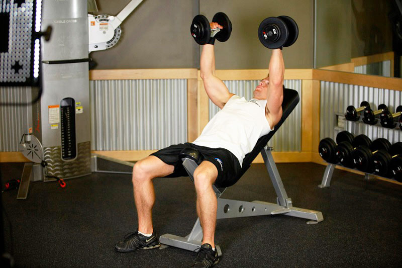 Упражнение Dumbbell Bench Press